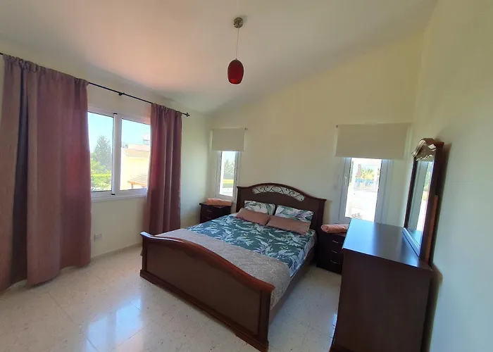 Villa Victoria 400 Meters To The Beach